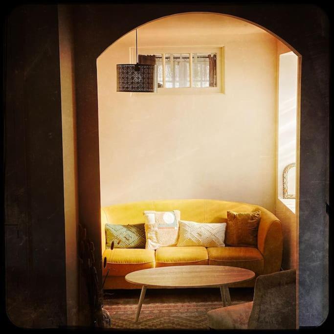Villa Le Prieure Du Vigeant à Le Vigeant Extérieur photo